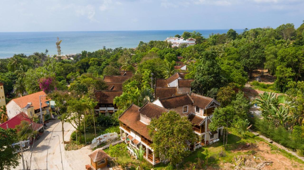 Ancient Village Phu Quoc Resort 외부 사진